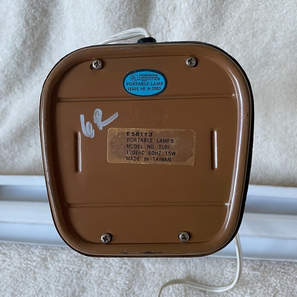 Vintage MCM Underwriters Laboratories Portable Desk Lamp‎ - Picture 5 of 5